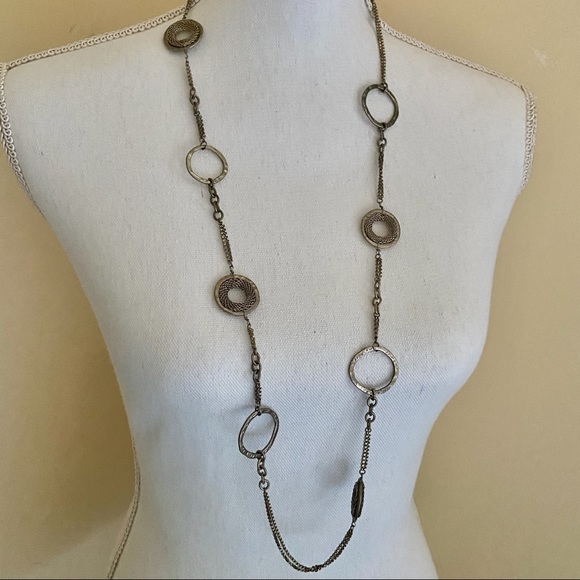 LOFT Jewelry - *SALE* LOFT Silver Circle Necklace